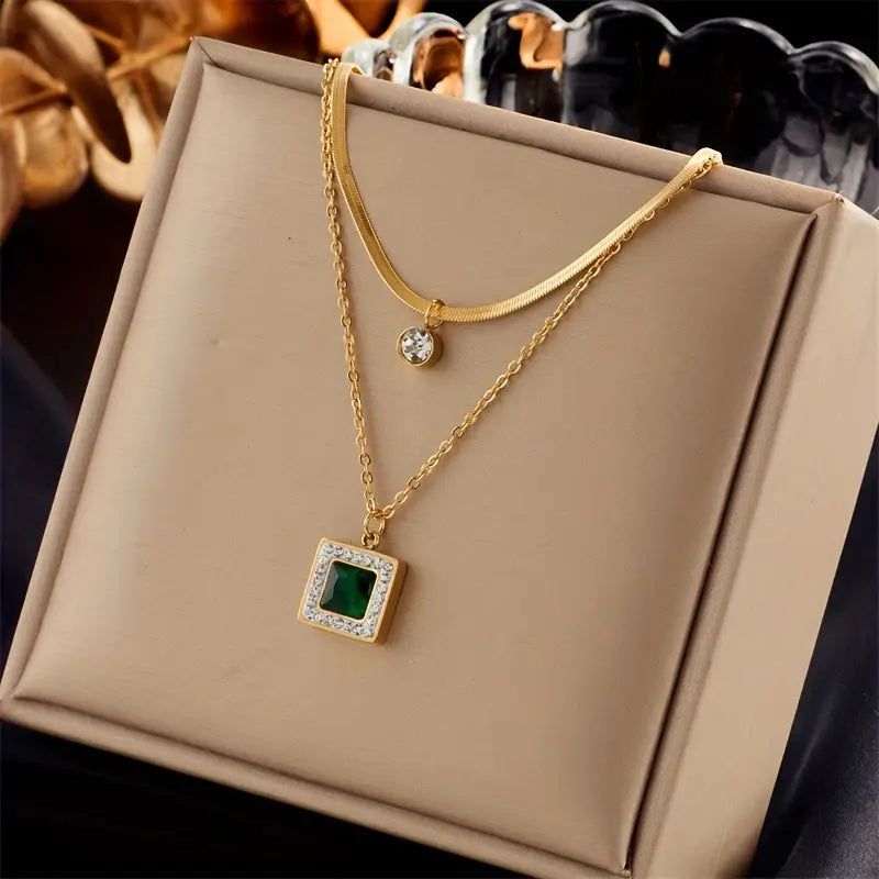 Handcrafted gold necklace with delicate chain design
